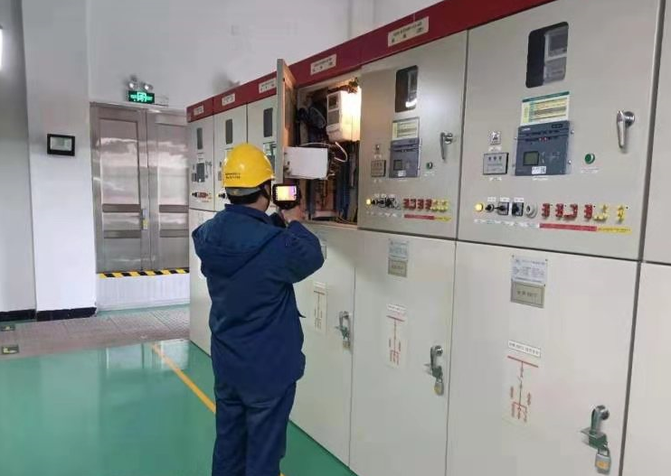 國(guó)網(wǎng)慈溪市供電公司用心巡視、及時(shí)消缺確保電網(wǎng)安全穩(wěn)定運(yùn)行