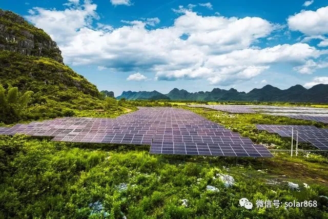 南方電網(wǎng)公司發(fā)布服務(wù)碳達(dá)峰、碳中和工作方案，提出5個方面21項重點舉措，構(gòu)建以新能源為主體的新型電力系統(tǒng)