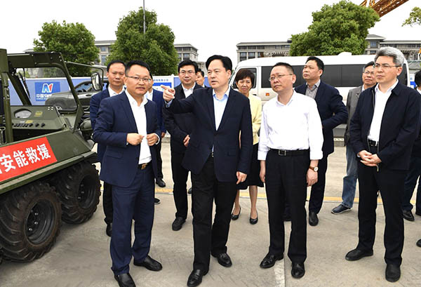 常州市委副書記、市長(zhǎng)陳金虎蒞臨中國(guó)安能二局常州分公司調(diào)研防汛抗旱工作