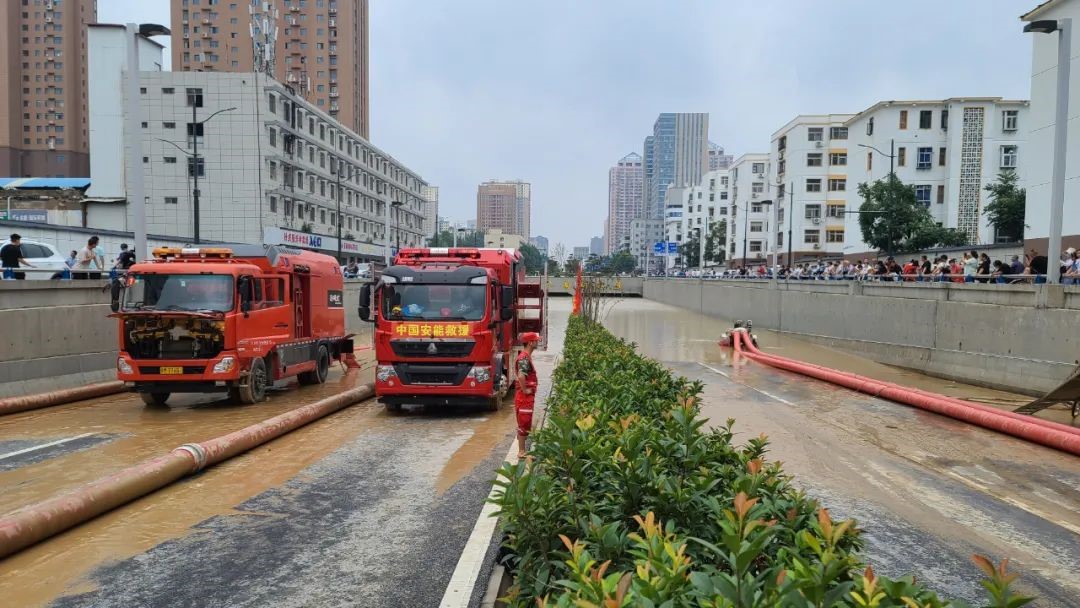 千里征程未下鞍，排澇備勤又揚(yáng)鞭——中國安能第三工程局就位后立即組織搶險(xiǎn)救援工作