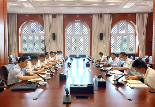 丁焰章拜訪(fǎng)國(guó)家能源局黨組書(shū)記、局長(zhǎng)章建華