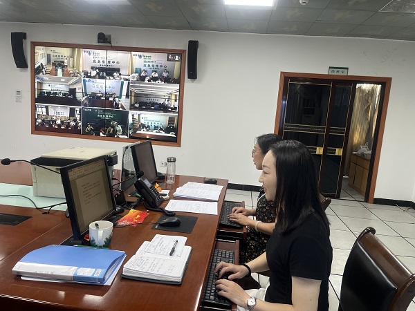 國慶我在崗，服務(wù)不打烊