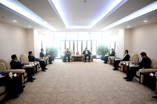 中國(guó)電建黨委常委、副總經(jīng)理王小軍會(huì)見大理州委副書記肖創(chuàng)勇