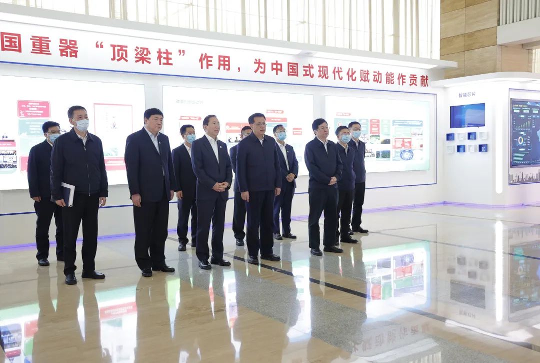 重慶市委書記袁家軍、市長(zhǎng)胡衡華與國(guó)家電網(wǎng)董事長(zhǎng)辛保安、總經(jīng)理張智剛會(huì)談