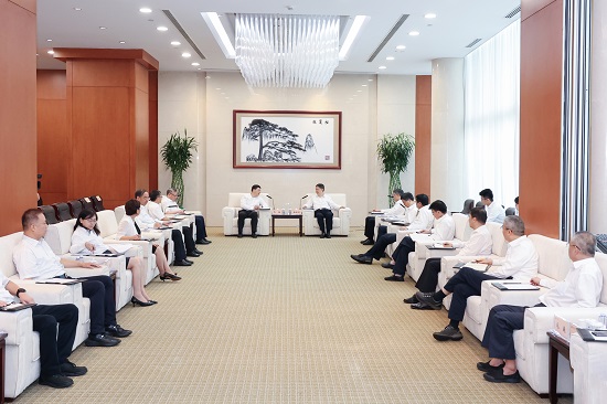 華能集團黨組書記、董事長溫樞剛會見山西省委常委、太原市委書記韋韜