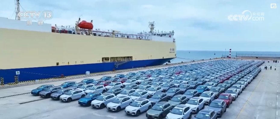 國產(chǎn)新能源車“出?！薄凹肌毙刑煜?再亮“黑科技”