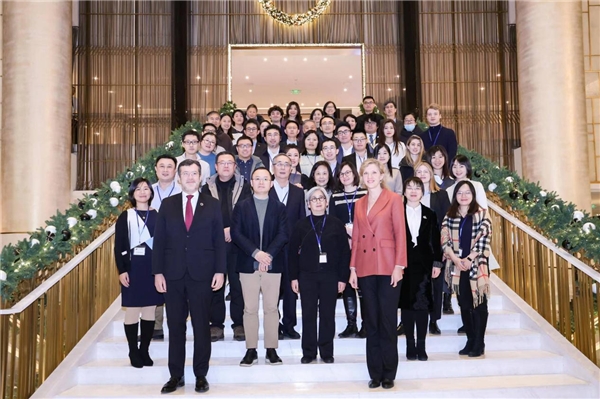 愛旭持續(xù)發(fā)力中歐新能源市場(chǎng)，為零碳未來注入更多活力