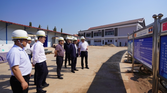 楊良赴印尼、老撾調(diào)研指導國別市場經(jīng)營工作