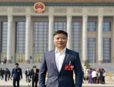 【兩會好聲音】全國人大代表、小鵬汽車董事長何小鵬：探索限定場景無人駕駛法規(guī)，助力車網(wǎng)融合和低空經(jīng)濟(jì)騰飛