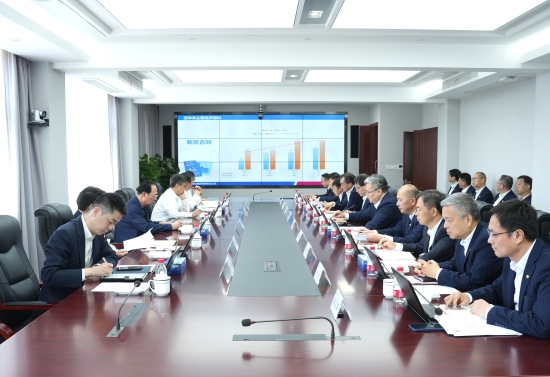 中國電建黨委書記、董事長丁焰章赴上海片區(qū)子企業(yè)調(diào)研指導(dǎo)工作