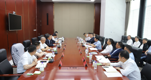 中國電建黨委常委、副總經(jīng)理劉源源與晉能控股集團黨委書記、董事長李國彪舉行會談