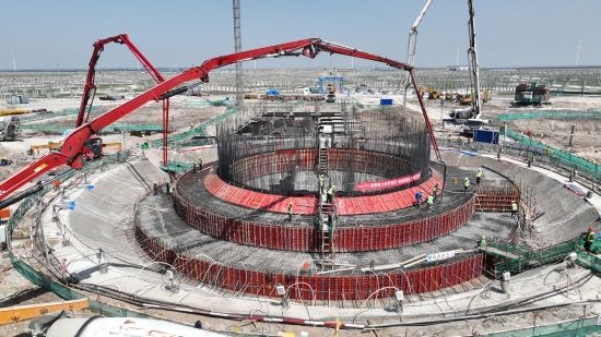 全球緯度最高、東北地區(qū)首座塔式光熱電站完成吸熱塔基礎(chǔ)澆筑