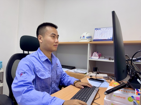 【新春走基層】春節(jié)堅(jiān)守，點(diǎn)亮異國(guó)的奉獻(xiàn)之光