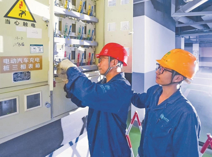 于洪波：讓配電網(wǎng)線路“零閃?！? width=
